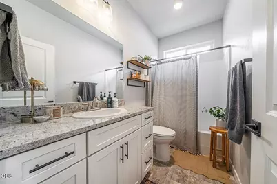 681 Heber Lane, Medford, OR 97501 - Photo 21