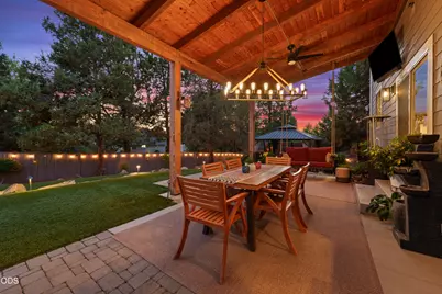 2409 NE Robinson Street, Bend, OR 97701 - Photo 57