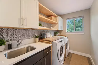 2409 NE Robinson Street, Bend, OR 97701 - Photo 31