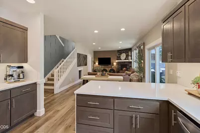 2409 NE Robinson Street, Bend, OR 97701 - Photo 15