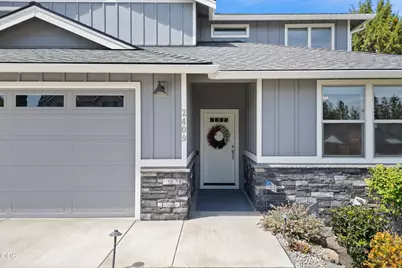 2409 NE Robinson Street, Bend, OR 97701 - Photo 5