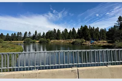 17088 Kingsburg Road, Bend, OR 97707 - Photo 19