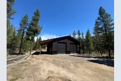 17088 Kingsburg Road, Bend, OR 97707 - Photo 3