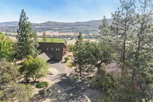 4000 E Antelope Rd, Eagle Point, OR 97524 - Photo 1