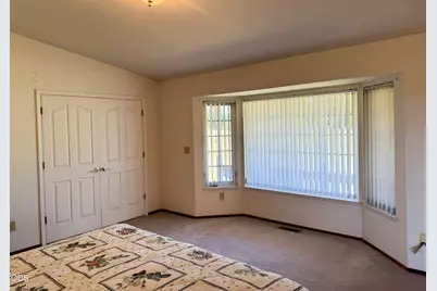 52280 Klamath Street, Fort Klamath, OR 97626 - Photo 19