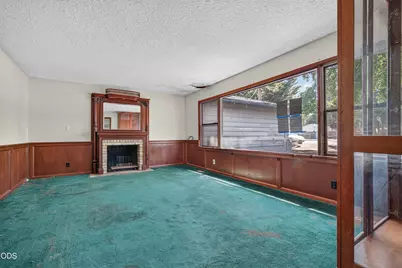 3575 Hanley Road, Central Point, OR 97502 - Photo 5