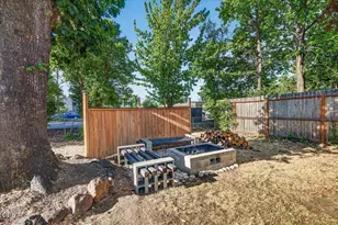 1100 Reddy Ave, Medford, OR 97504 - Photo 25