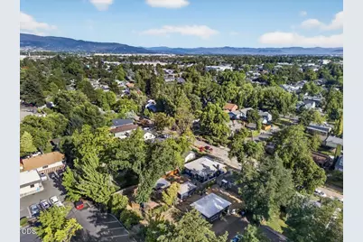 1100 Reddy Avenue, Medford, OR 97504 - Photo 33