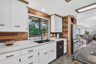 206 Alder St, Phoenix, OR 97535 - Photo 13