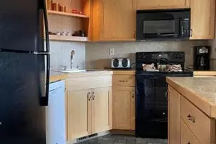 1916 Redtail Hawk Dr, Redmond, OR 97756 - Photo 9