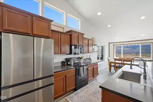 4819 SW Trout Rd, Terrebonne, OR 97760 - Photo 13