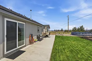 4819 SW Trout Rd, Terrebonne, OR 97760 - Photo 39