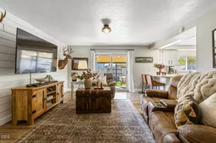 4039 Valinda Way, Klamath Falls, OR 97603 - Photo 15