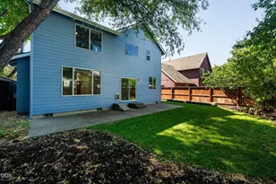 3022 NE Quiet Canyon Dr, Bend, OR 97701 - Photo 43