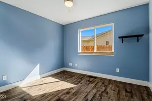 649 NW 21st Ct, Redmond, OR 97756 - Photo 39