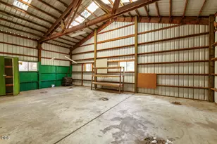 27798 Hwy 140 E, Bonanza, OR 97623 - Photo 7