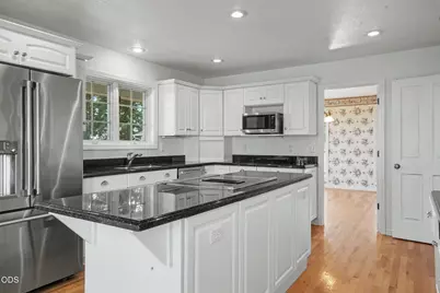 12024 S Shadow Hills Court SE, Turner, OR 97392 - Photo 17