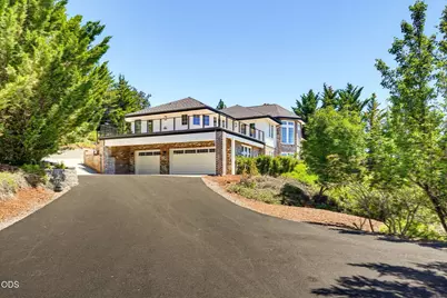 1544 Satellite Drive, Medford, OR 97504 - Photo 11