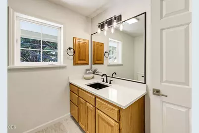1544 Satellite Drive, Medford, OR 97504 - Photo 91