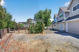 182 Justin Ct, Central Point, OR 97502 - Photo 47