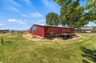 31150 Modoc Point Rd, Chiloquin, OR 97624 - Photo 31
