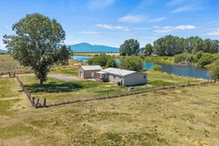 31150 Modoc Point Rd, Chiloquin, OR 97624 - Photo 3