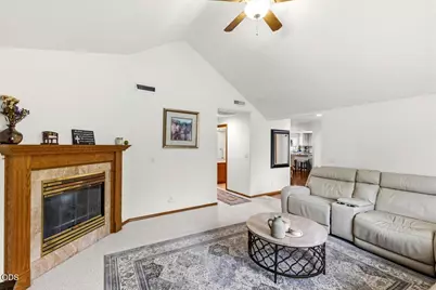 741 Lynn Lane, Central Point, OR 97502 - Photo 5