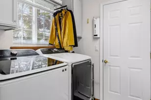 741 Lynn Ln, Central Point, OR 97502 - Photo 23