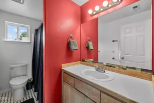 2007 SW 37th St, Redmond, OR 97756 - Photo 29