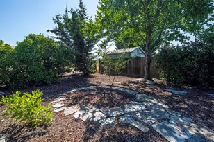 124 Meadow View Dr, Phoenix, OR 97535 - Photo 25