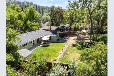 832 S 3rd Street, Jacksonville, OR 97530 - Photo 33