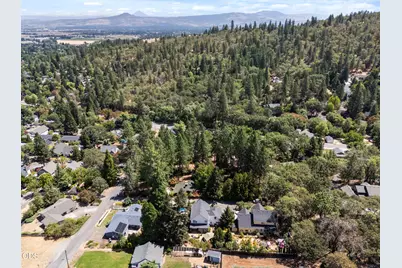 832 S 3rd Street, Jacksonville, OR 97530 - Photo 45