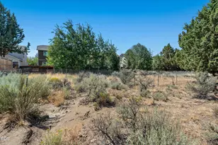 62855 Daniel Road NE, Bend, OR 97701 - Photo 33