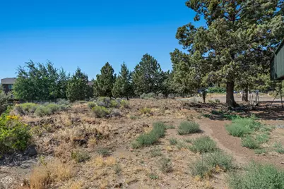 62855 Daniel Road NE, Bend, OR 97701 - Photo 31