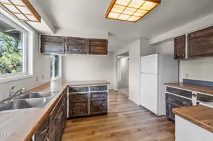 62855 Daniel Road NE, Bend, OR 97701 - Photo 13