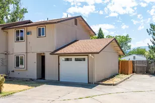 47 SW Eastern Ave, Grants Pass, OR 97526 - Photo 17