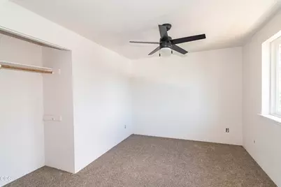 47 SW Eastern Avenue #10, Grants Pass, OR 97526 - Photo 13