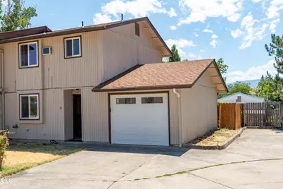 47 SW Eastern Avenue #10, Grants Pass, OR 97526 - Photo 19