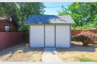 110 Windsor Way, Central Point, OR 97502 - Photo 31