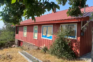 700 Stanford St, Klamath Falls, OR 97601 - Photo 3