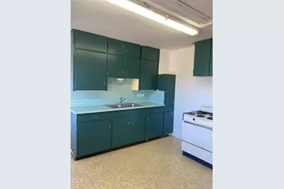700 Stanford Street, Klamath Falls, OR 97601 - Photo 7
