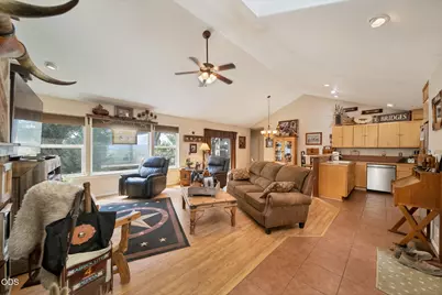 998 NE Brown Drive, Madras, OR 97741 - Photo 11