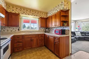 391 Addison St, Klamath Falls, OR 97601 - Photo 9