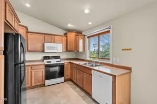 3738 SW 29th St, Redmond, OR 97756 - Photo 21