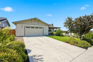 4496 SW Zenith Ave, Redmond, OR 97756 - Photo 1