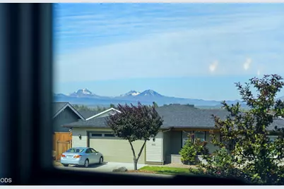 4496 SW Zenith Avenue, Redmond, OR 97756 - Photo 35