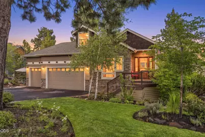 1158 NW Redfield Circle, Bend, OR 97703 - Photo 1