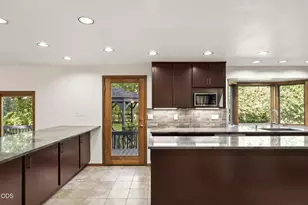 20398 Big Bear Ct, Bend, OR 97702 - Photo 17