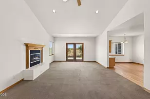 20726 North Star Way, Bend, OR 97703 - Photo 5