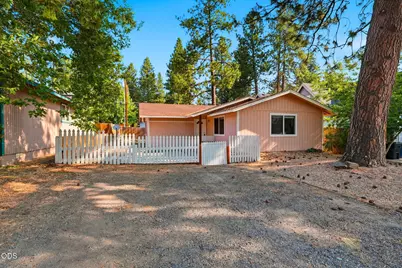 1454 NW Fresno Avenue, Bend, OR 97703 - Photo 1